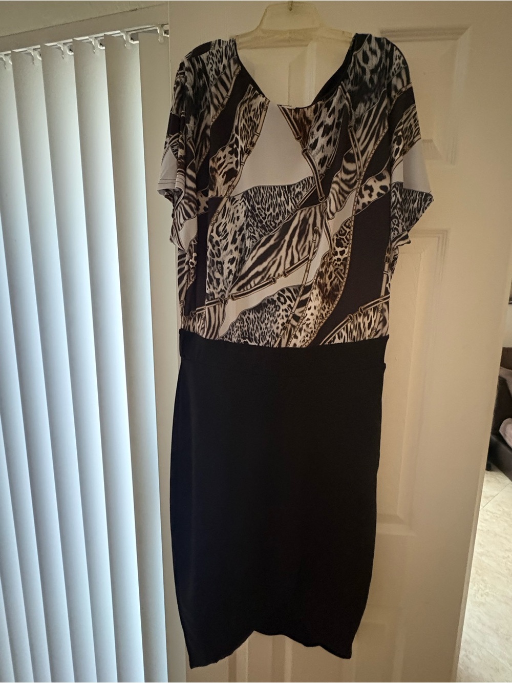 VENUS Black and White Midi Dress with Patterned Top